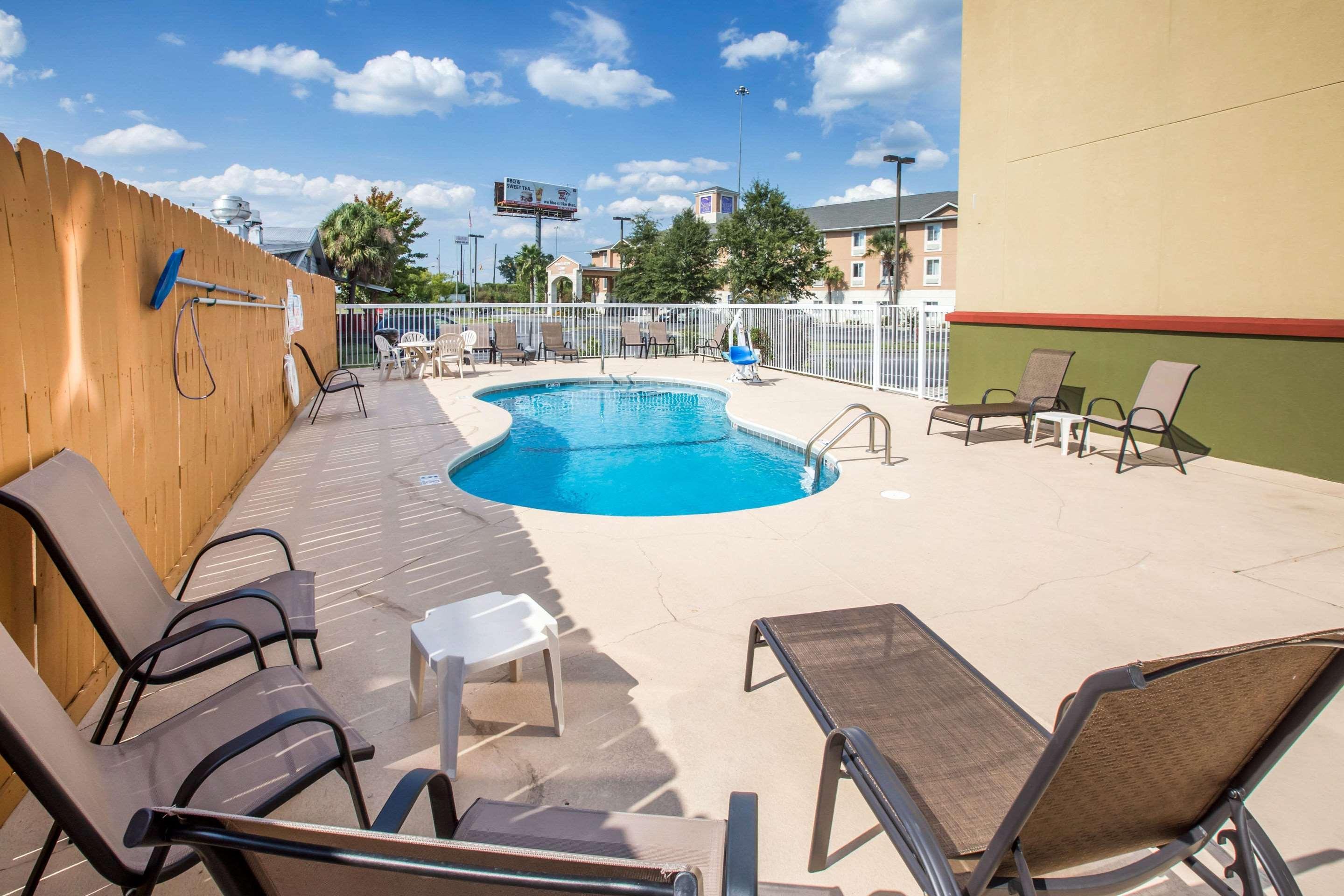 Econo Lodge Valdosta Esterno foto